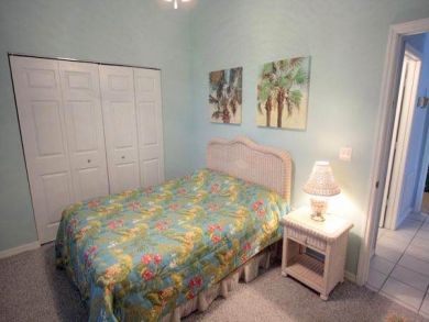 Beautiful 3 bedroom Home Close to the Beach